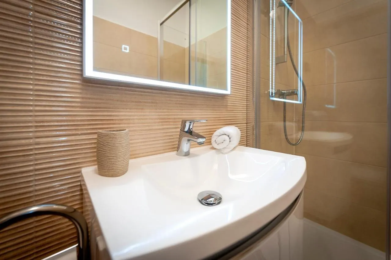 Comfort Apartments Karla Rovigno 0*,  Croazia